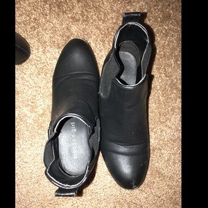 madden girl black ankle boots